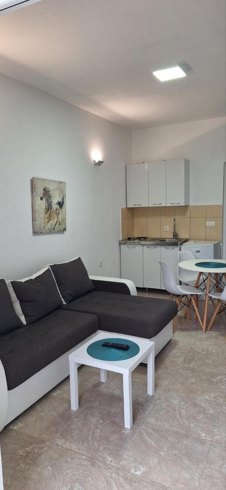 Montebello Inn Apartments Ulcinj Eksteriør billede